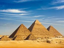 Great Pyramids of Giza ...